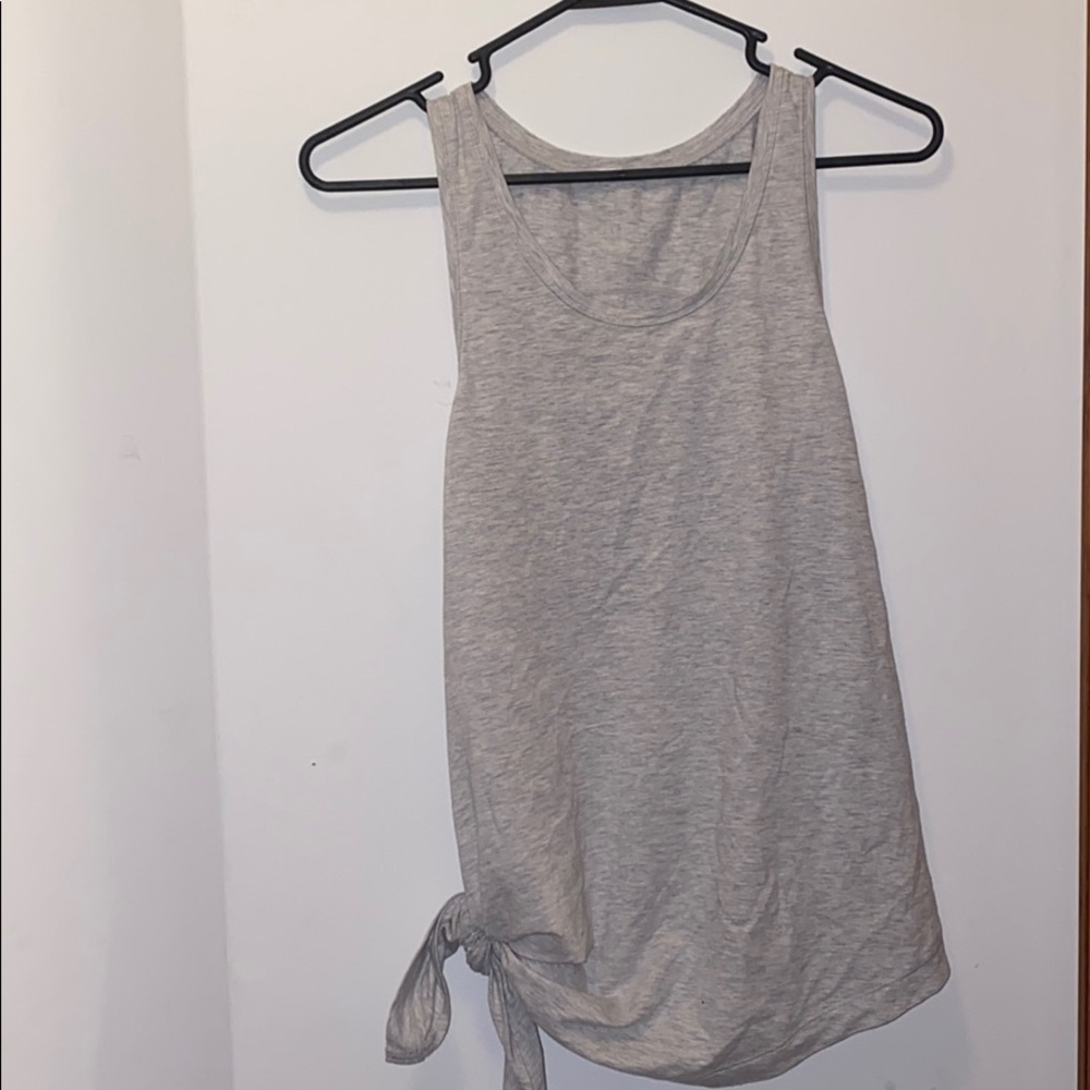 Lululemon side-tie tank top